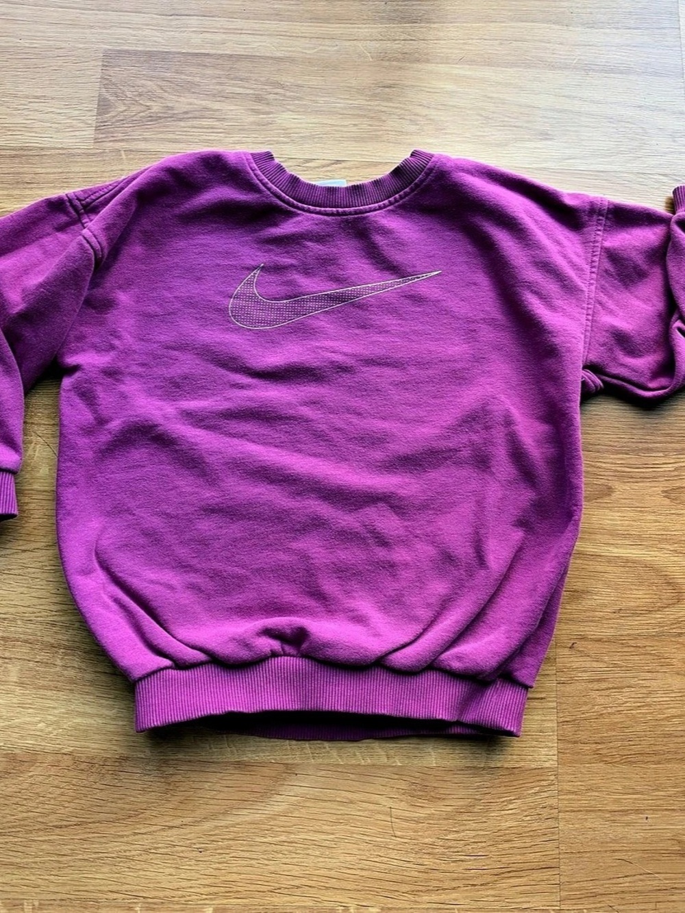 Nike Sportswear Club Fleece Big Kids' Oversized Crew-Neck Sweatshirt Girls